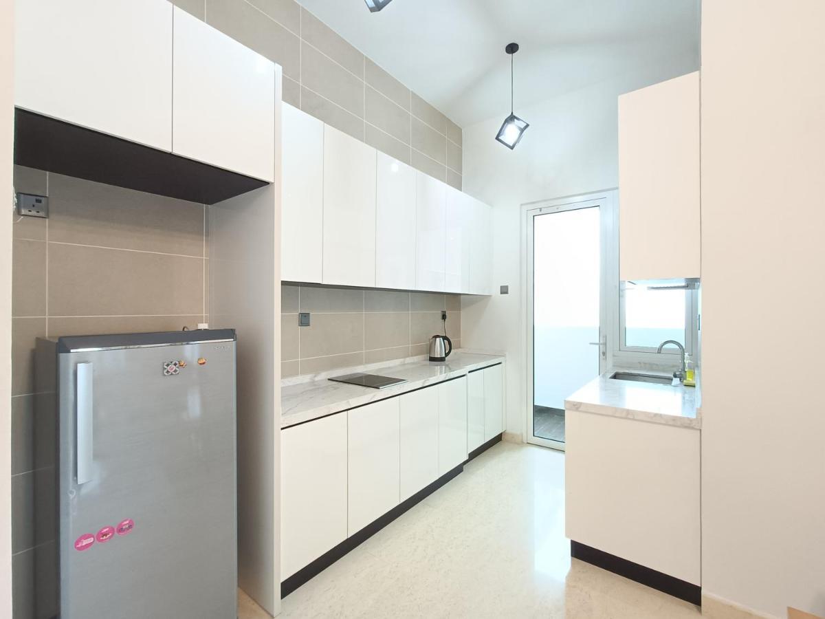 Tritower By Antlerzone Apartment Johor Bahru Bagian luar foto