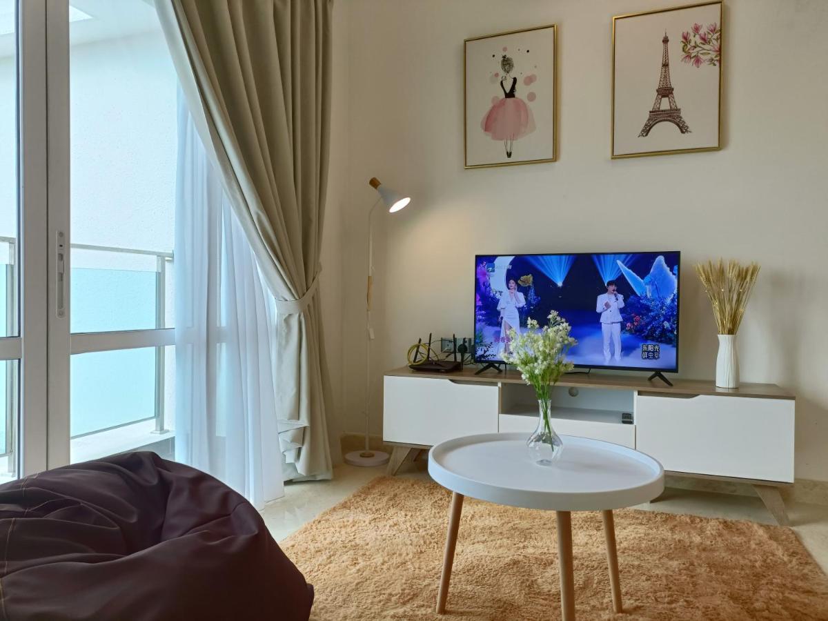 Tritower By Antlerzone Apartment Johor Bahru Bagian luar foto