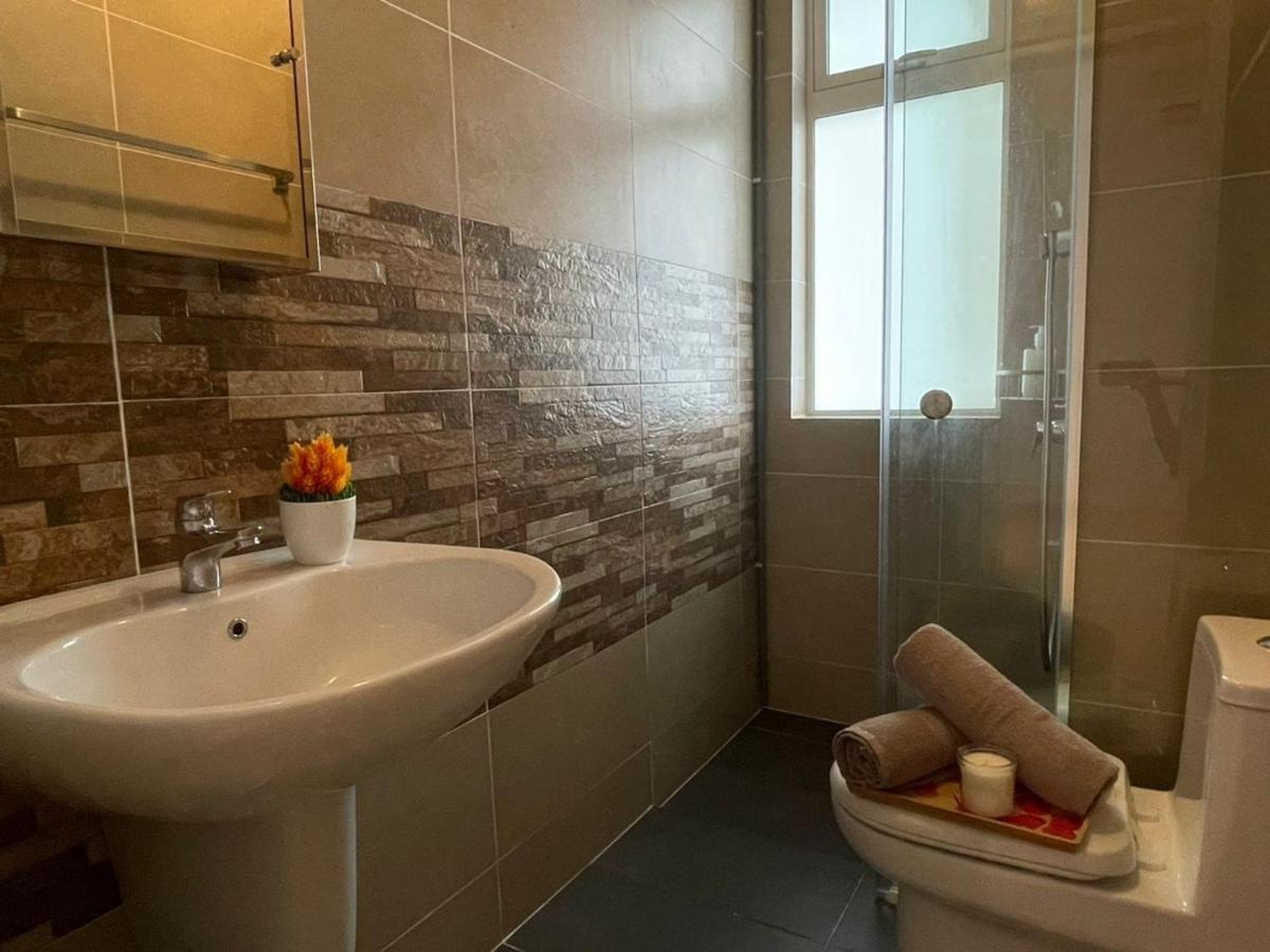 Tritower By Antlerzone Apartment Johor Bahru Bagian luar foto