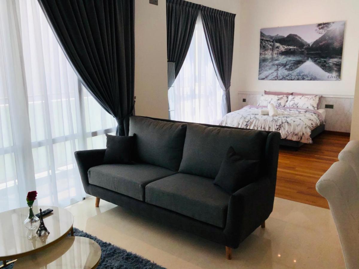 Tritower By Antlerzone Apartment Johor Bahru Bagian luar foto