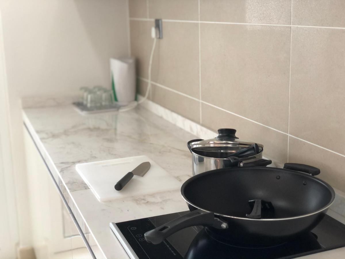 Tritower By Antlerzone Apartment Johor Bahru Bagian luar foto