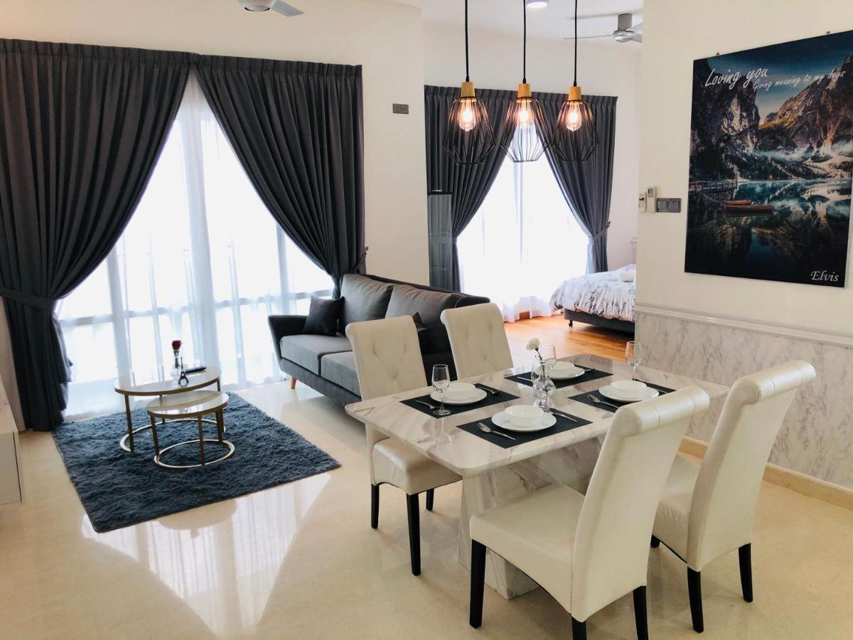 Tritower By Antlerzone Apartment Johor Bahru Bagian luar foto